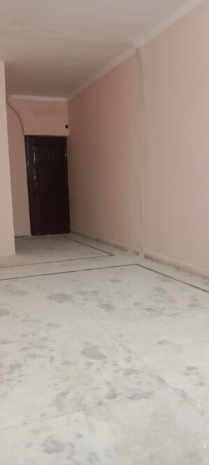 Room in 1 BHK Builder Floor at Saket – for Rent