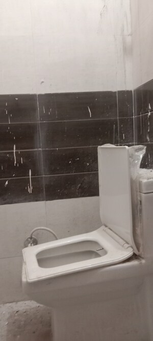 Furnished Amenities in 1 BHK Builder Floor at Saket – for Rent