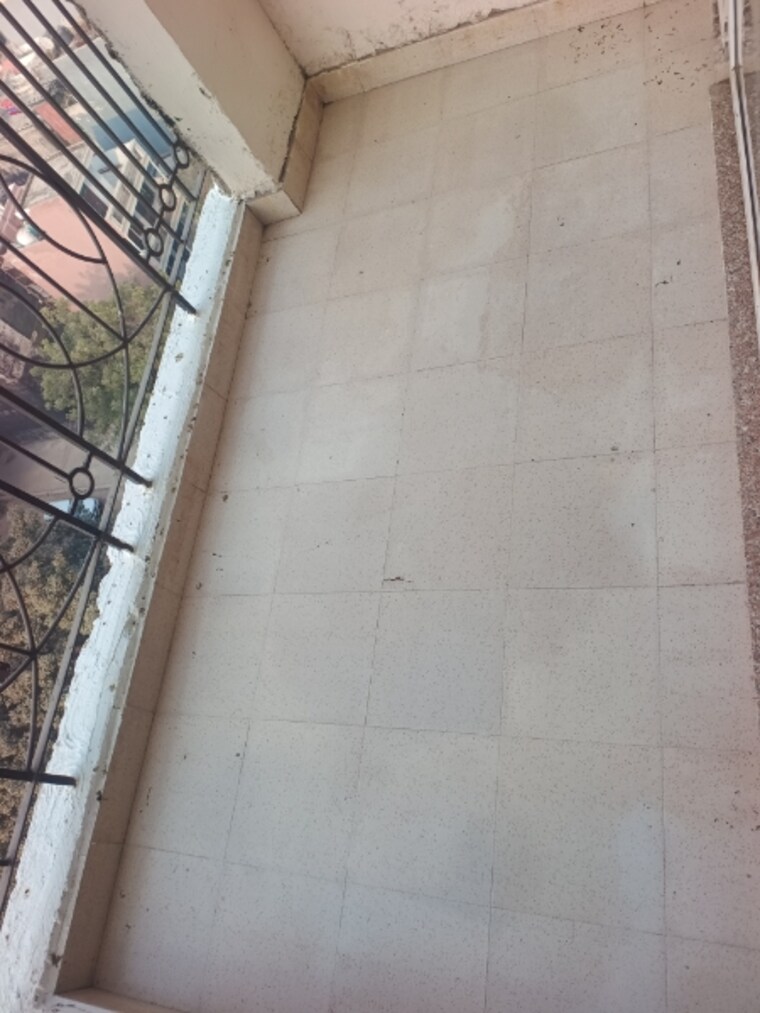 Balcony, kaveri-city-center Studio 450 Sq.Ft. Apartment In Delta I Greater Noida Greater Noida 9657162