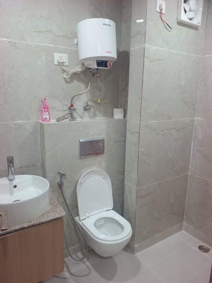 Attached Bathroom, kaveri-city-center Studio 450 Sq.Ft. Apartment In Delta I Greater Noida Greater Noida 9657162