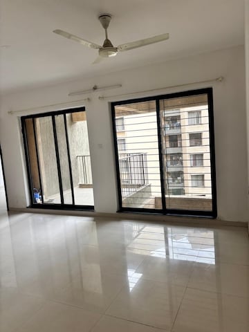 Room in 2 BHK Apartment at Pride World City Brooklyn, Charholi Budruk – for Rent