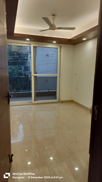 Room in 6+ BHK Independent House at Sector 55 – for Sale