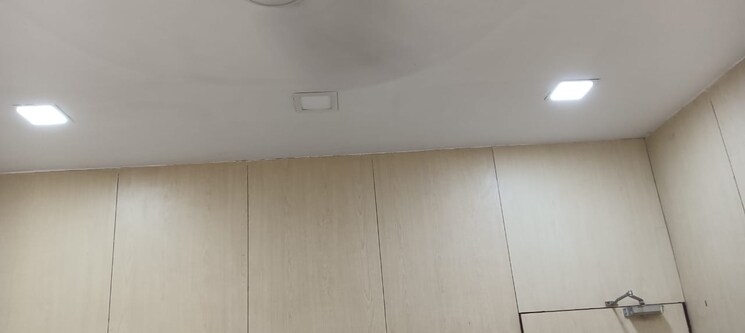 undefined, shree-krishna-square Commercial Office Space 210 Sq.Ft. In Bow Bazaar Kolkata 9656999