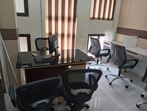  Office Space For Rent in Shree Krishna Square, Bow Bazaar