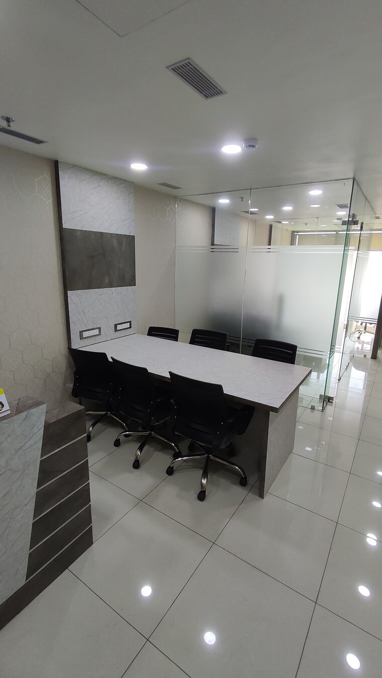 Team Area, new town Commercial Office Space 600 Sq.Ft. In New Town Kolkata 9657140
