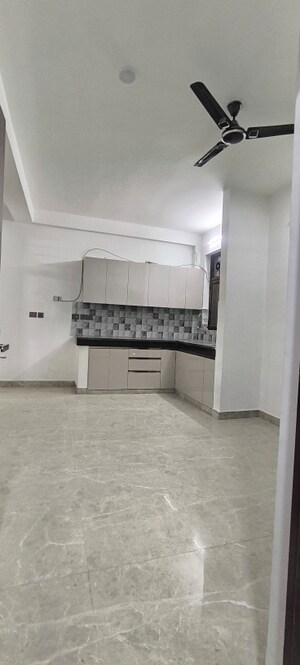 Kitchen in 1 BHK Builder Floor at Huda CGHS, Sector 56 – for Rent