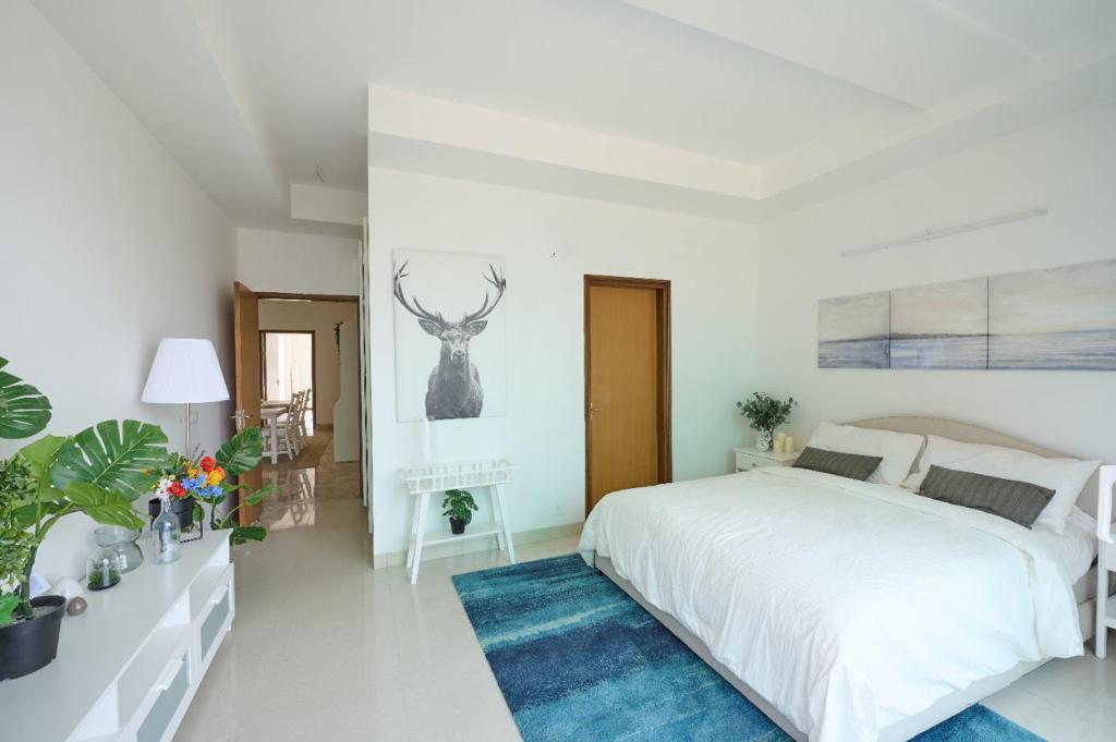 4 BHK + Servant Room 2788 Sq.Ft. Apartment in SS Linden