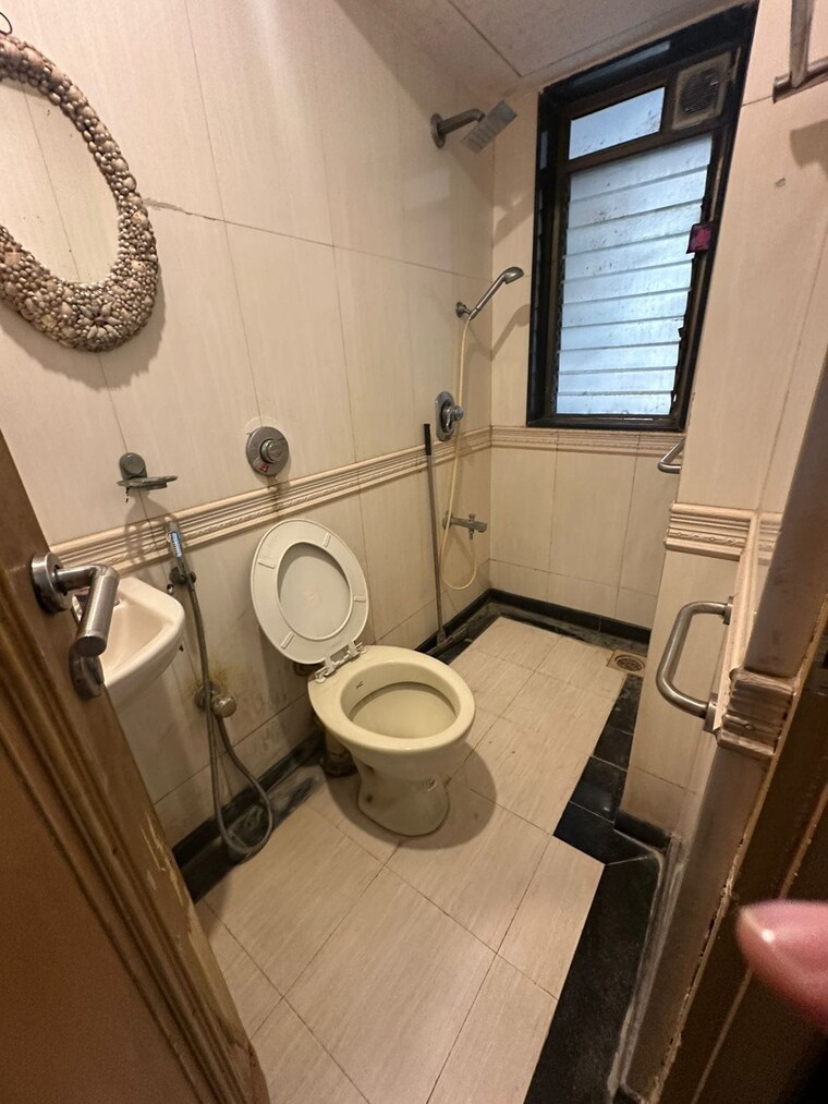 Master Bedroom, khar west 3 Bedroom 1600 Sq.Ft. Apartment In Khar West Mumbai 9657349