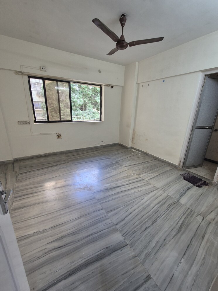 Room, happy-valley 2 Bedroom 750 Sq.Ft. Apartment In Manpada Thane 9657261