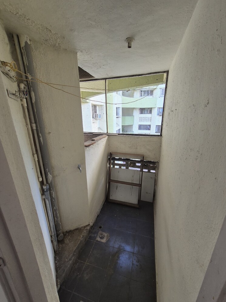 Other, happy-valley 2 Bedroom 750 Sq.Ft. Apartment In Manpada Thane 9657261