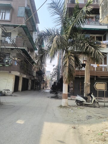 6 BHK Independent House – Exterior View View at Dwarka Mor - for Sale