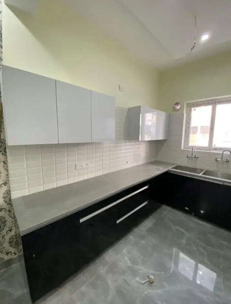 Kitchen, pir machalla 3 Bedroom 1300 Sq.Ft. Apartment In Pir Machalla Zirakpur 9657289
