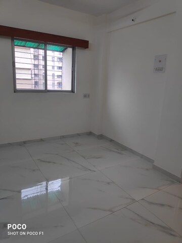 Room in 2 BHK Apartment at Swastik Residency 1, Ghodbunder Road – for Rent
