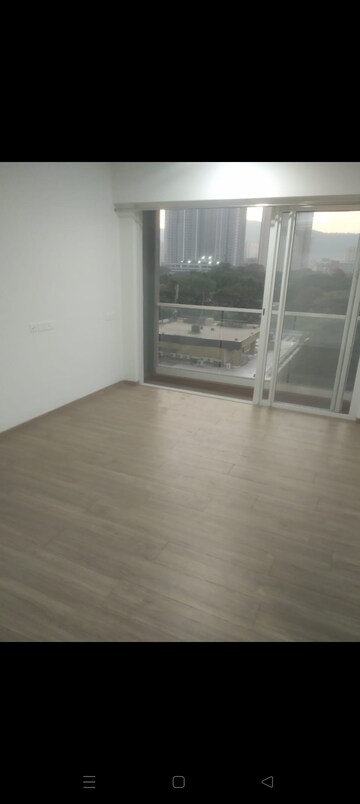 2 BHK Apartment For Rent in Indiabulls One Indiabulls, Pokhran Road No Two