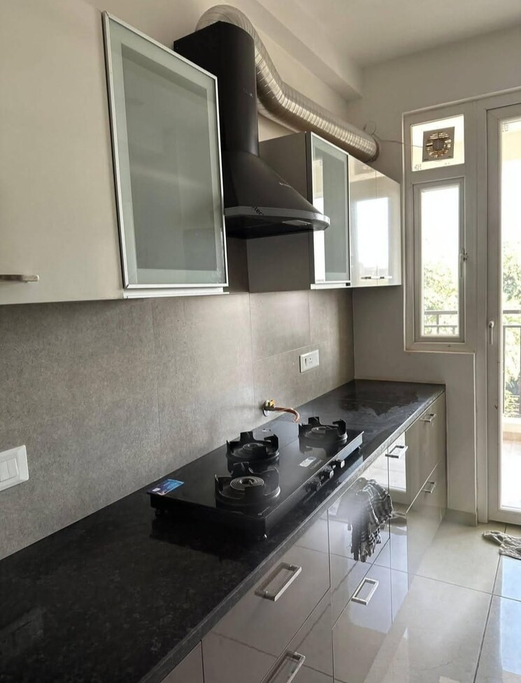 Kitchen, pir machalla 3 Bedroom 1300 Sq.Ft. Apartment In Pir Machalla Zirakpur 9657458