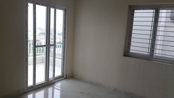 Room in 4 BHK Apartment at SAS Diamond Towers, Financial District – for Sale