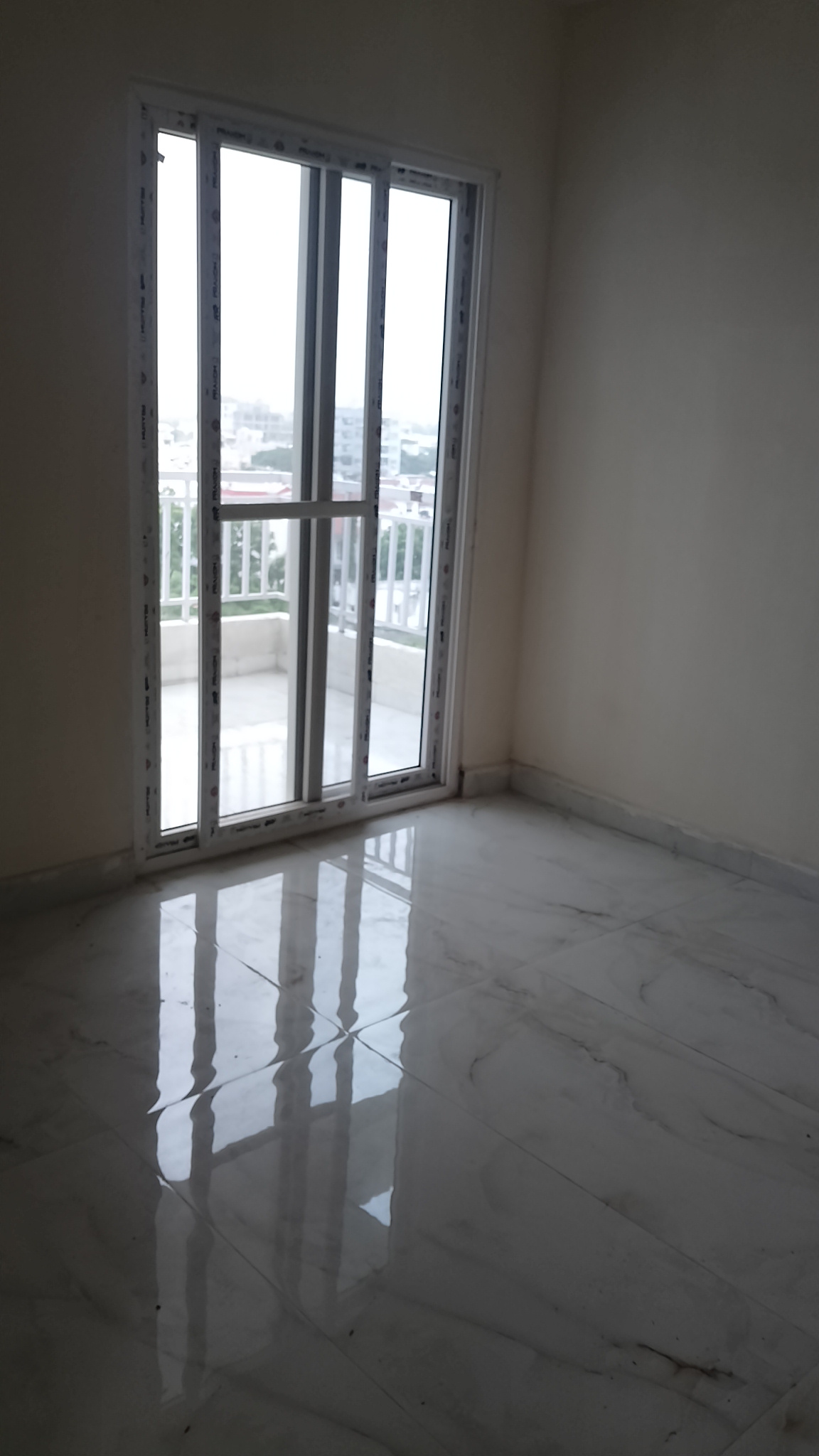 4 BHK + Pooja Room Apartment For Sale in SAS Diamond Towers