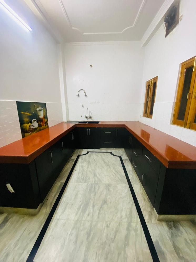 Kitchen, gomti nagar Pg For Boys & Girls In Gomti Nagar 9657508