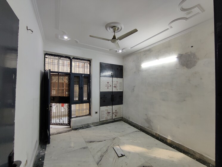 Room, green fields colony 4 Bedroom 2070 Sq.Ft. Independent House In Green Fields Colony Faridabad 9657609