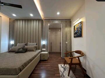 Living Room in 2.5 BHK Apartment at Sector 22 – for Rent