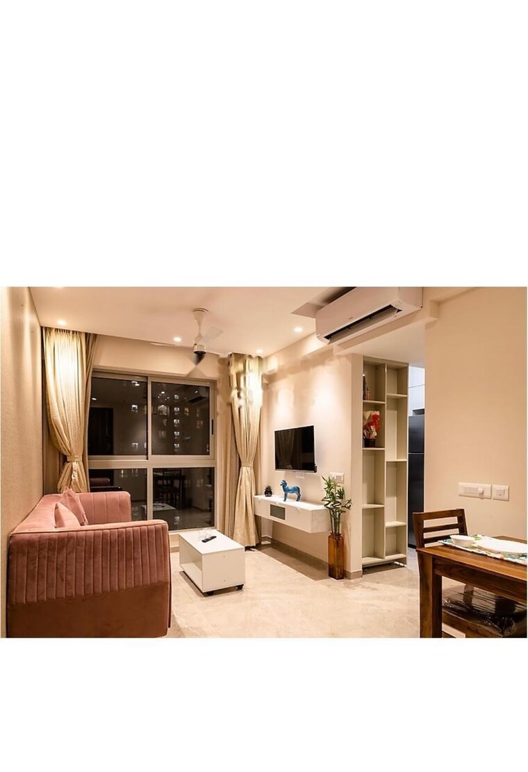 Living Room, hiranandani-regent-hill 1 Bedroom 488 Sq.Ft. Apartment In Powai Mumbai 9657591
