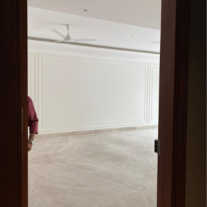 Room in 3 BHK Builder Floor at Uday Park – for Sale