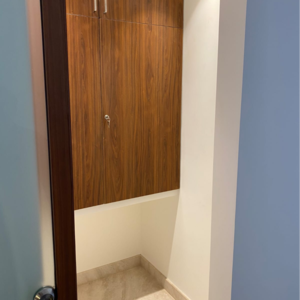 Furnished Amenities in 3 BHK Builder Floor at Uday Park – for Sale