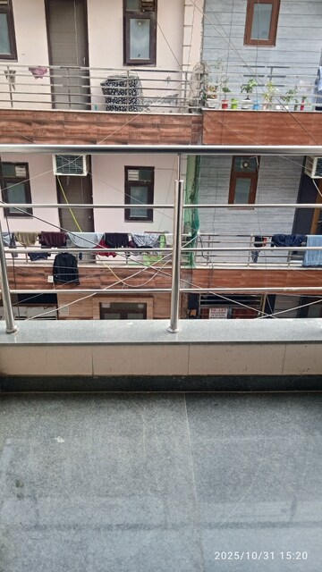 Balcony in 1 RK Builder Floor at Sector 44 – for Rent