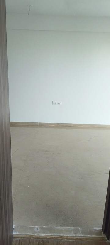 Room in 1 BHK Apartment at Indiabulls One Indiabulls, Pokhran Road No Two – for Rent