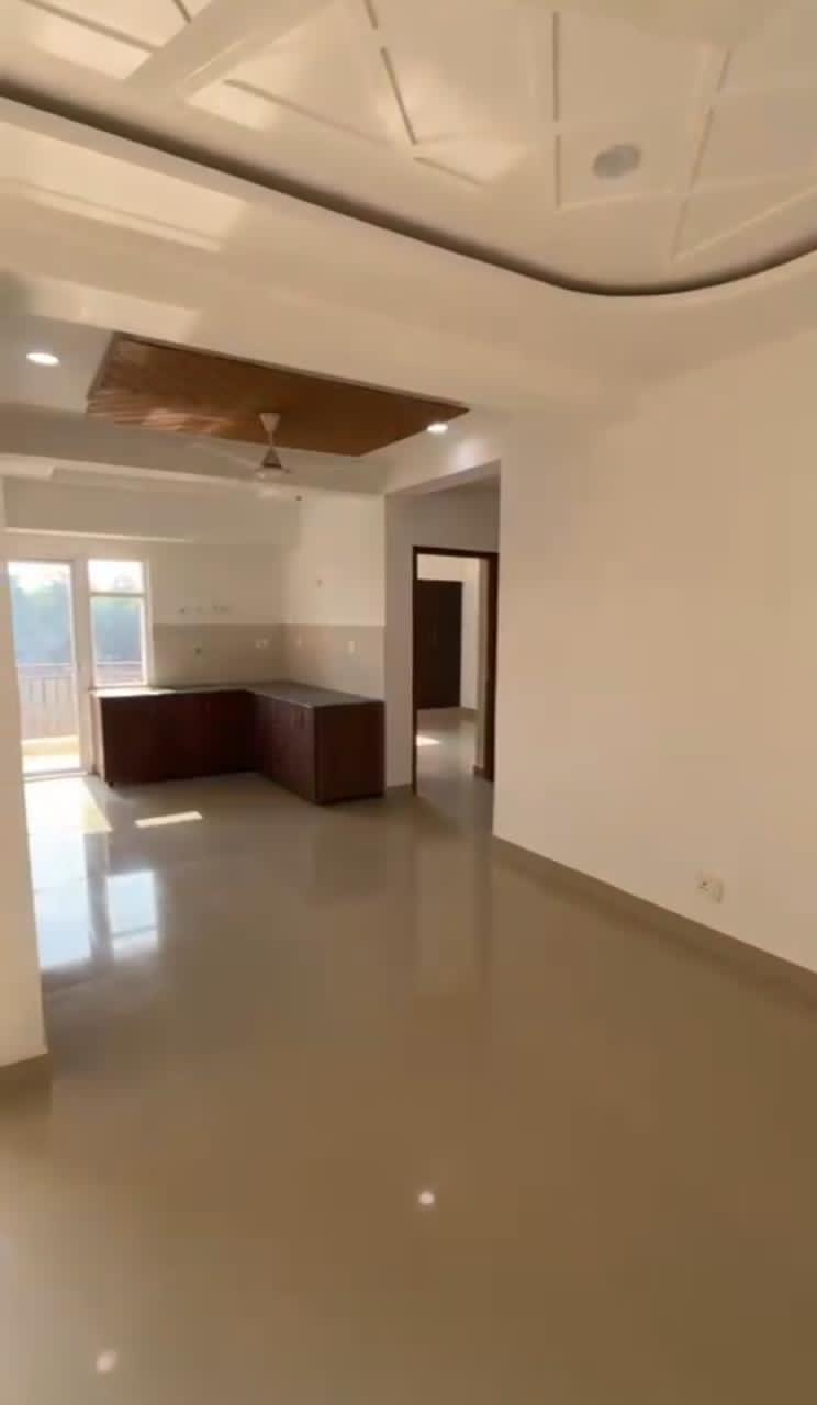 2.5 BHK + Servant Room Apartment For Sale in Earthcon Casa Grande II