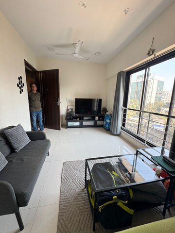 Living Room in 2 BHK Apartment at Sindhi Society, Chembur – for Rent