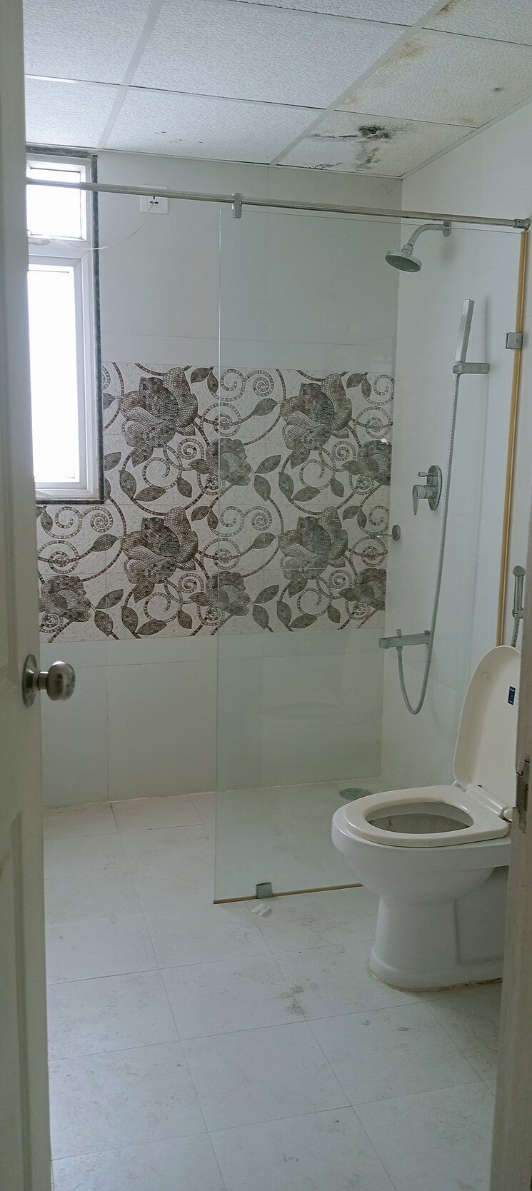 Bathroom, sushant golf city 2 Bedroom 1380 Sq.Ft. Apartment In Sushant Golf City Lucknow 9657765
