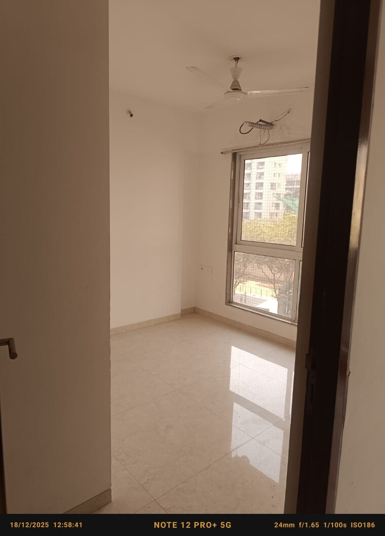 Room, poddar-spraha-diamond 1.5 Bedroom 550 Sq.Ft. Apartment In Chembur Mumbai 9657738