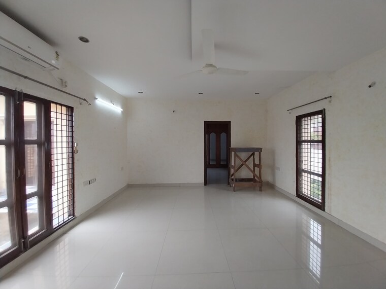 Room, burj-banjara 5 Bedroom 5500 Sq.Ft. Independent House In Banjara Hills Hyderabad 9657703