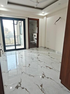 Room in 1 RK Apartment at Sector 23 – for Rent