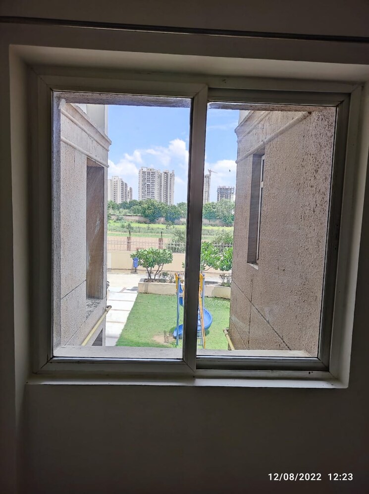 Room, ramprastha-city-the-atrium 2 Bedroom 965 Sq.Ft. Apartment In Sector 37d Gurgaon 9657726