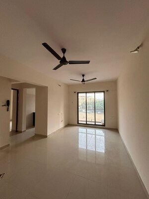 Room in 1 BHK Apartment at Hiranandani Estate Villa Carino, Thane West – for Rent