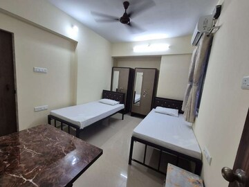 Room in  Pg at Andheri East – for Rent