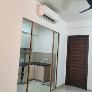 3 BHK Apartment For Rent in Smart World Orchard, Sector 61