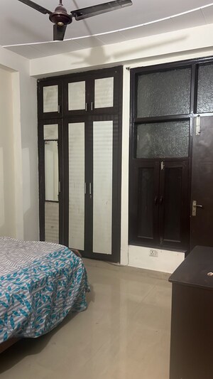 Bedroom in 3 BHK Apartment at Shanti Plaza Vaishali, Vaishali Sector 4 – for Rent