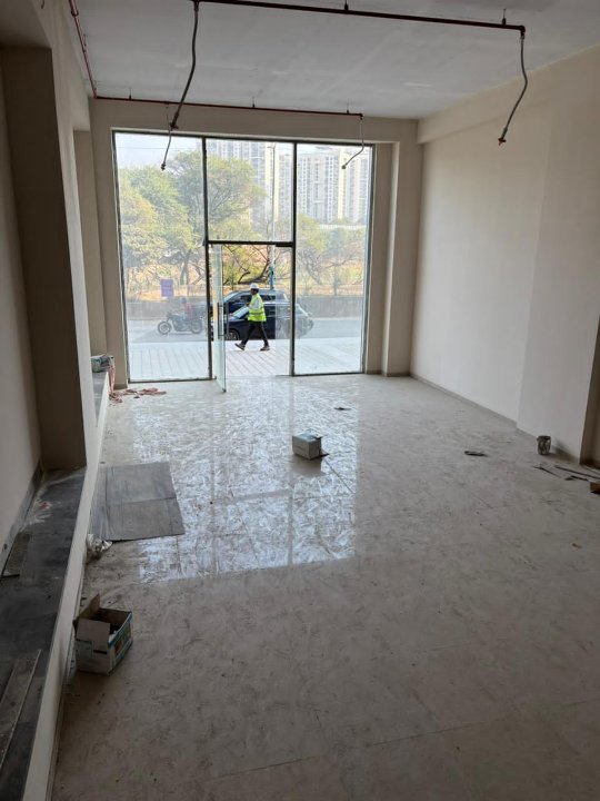 Showroom For Sale in Duville Riverdale