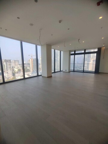 Room in 4 BHK Apartment at Provenance Four Seasons Private Residences, Worli – for Rent