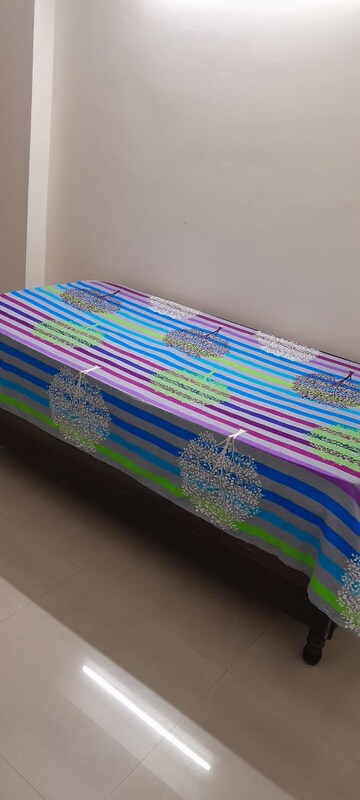 Bedroom in  Pg at Gaur City 1 – for Rent