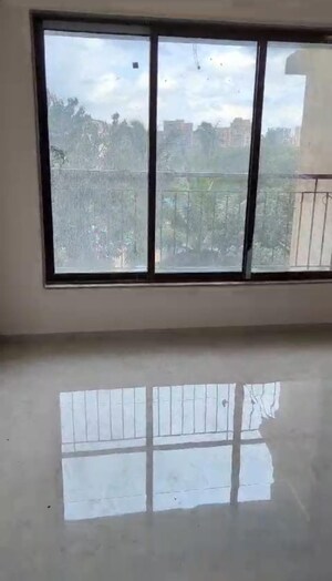 Room in 1 BHK Apartment at Godrej Central, Chembur – for Sale