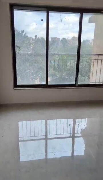 Room in 1 BHK Apartment at Godrej Central, Chembur – for Sale