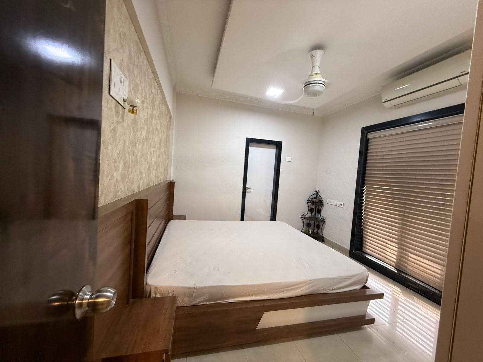 3 BHK Apartment For Rent in Riddhi Garden