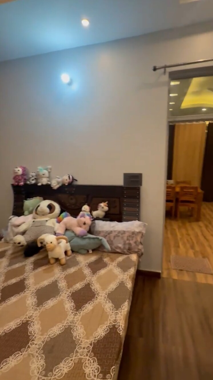 Bedroom, rajendra nagar 6+ Bedroom 240 Sq.Yd. Builder Floor In Rajendra Nagar Ghaziabad 9657809