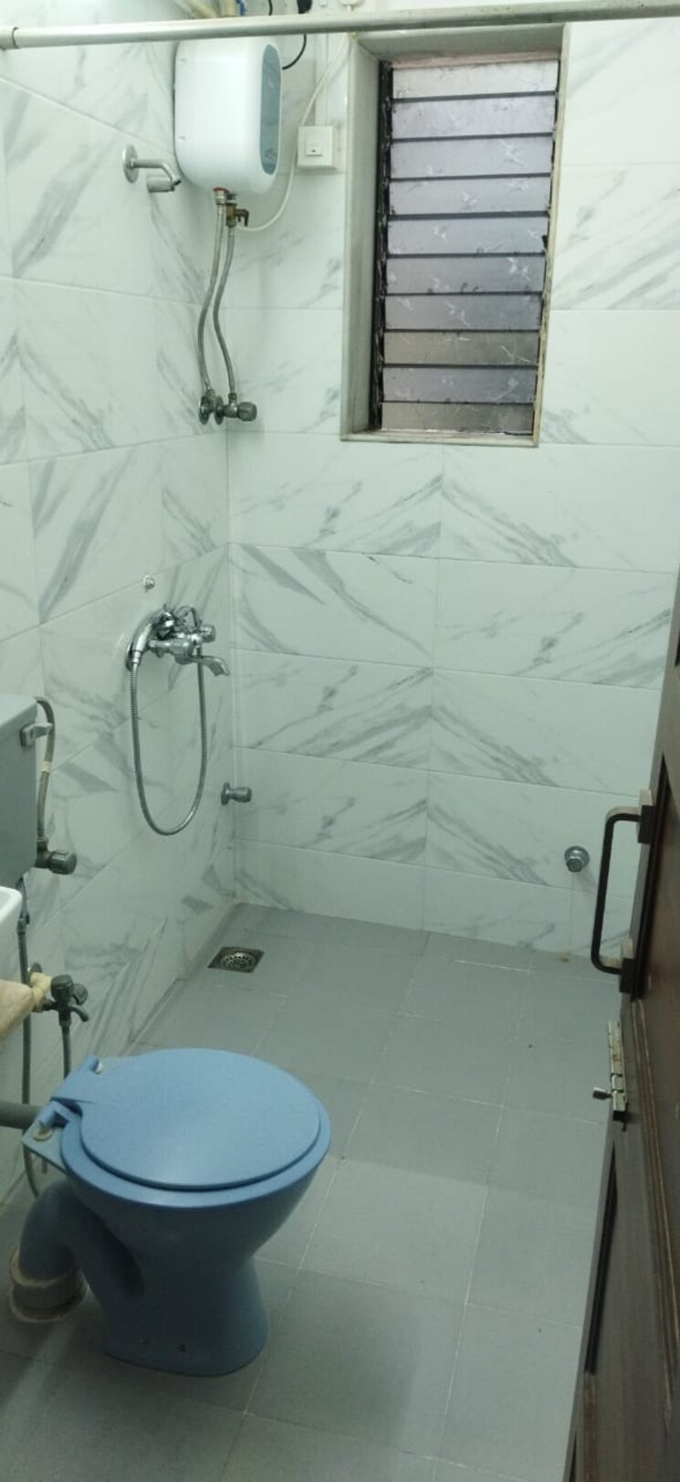 Bathroom, silver-croft-bandra 3 Bedroom 1000 Sq.Ft. Apartment In Bandra West Mumbai 9657973