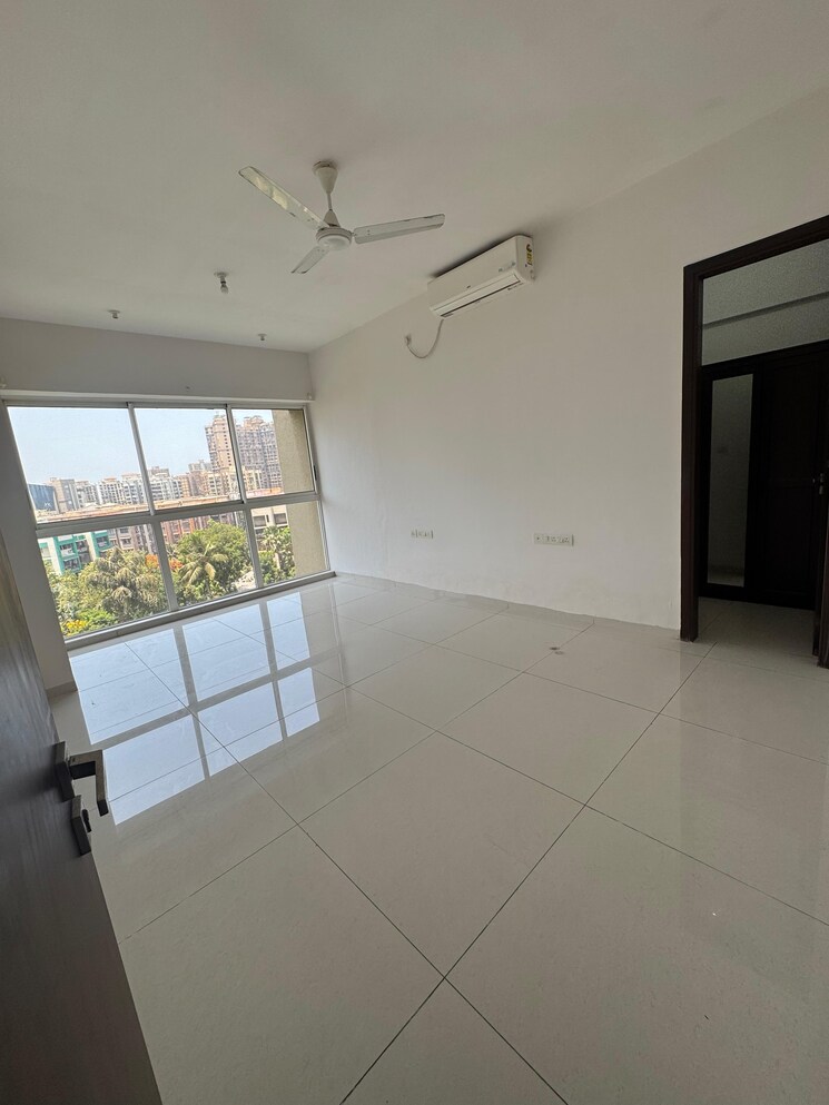 Room, runwal-elegante 3 Bedroom 950 Sq.Ft. Apartment In Andheri West Mumbai 9657846