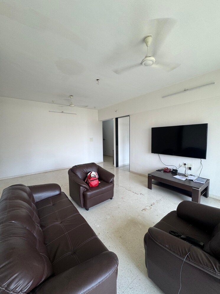 Living Room, runwal-elegante 3 Bedroom 950 Sq.Ft. Apartment In Andheri West Mumbai 9657846